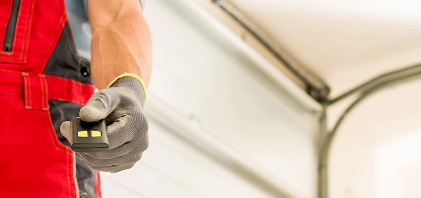 Residential Garage Door Security in La Ca, California